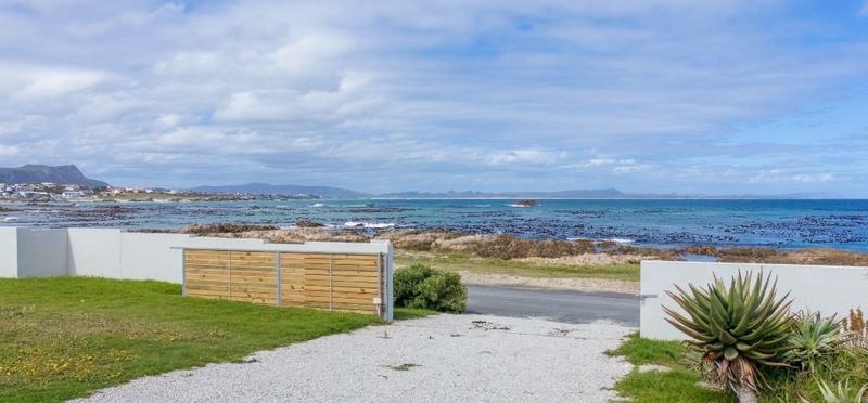 6 Bedroom Property for Sale in Kleinbaai Western Cape